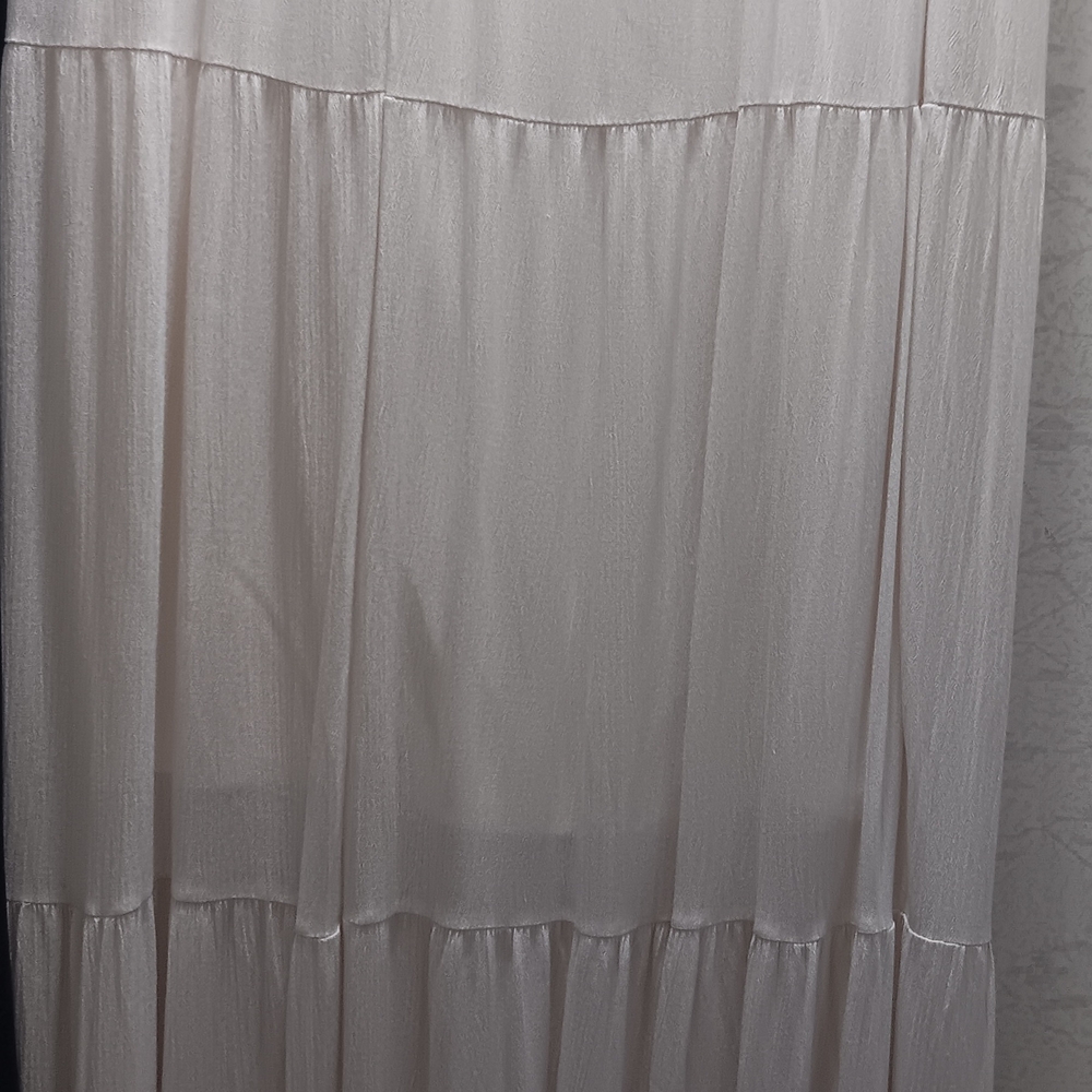 Chic Cream Maxi Skirt